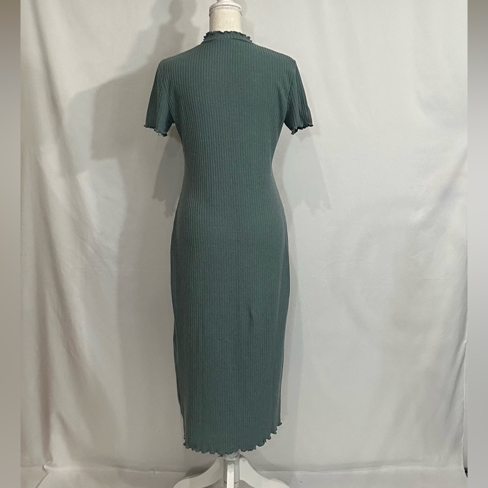 SHEIN Floral Letter Embroidery Lettuce Trim Bodycon Dress - Picture 2 of 4